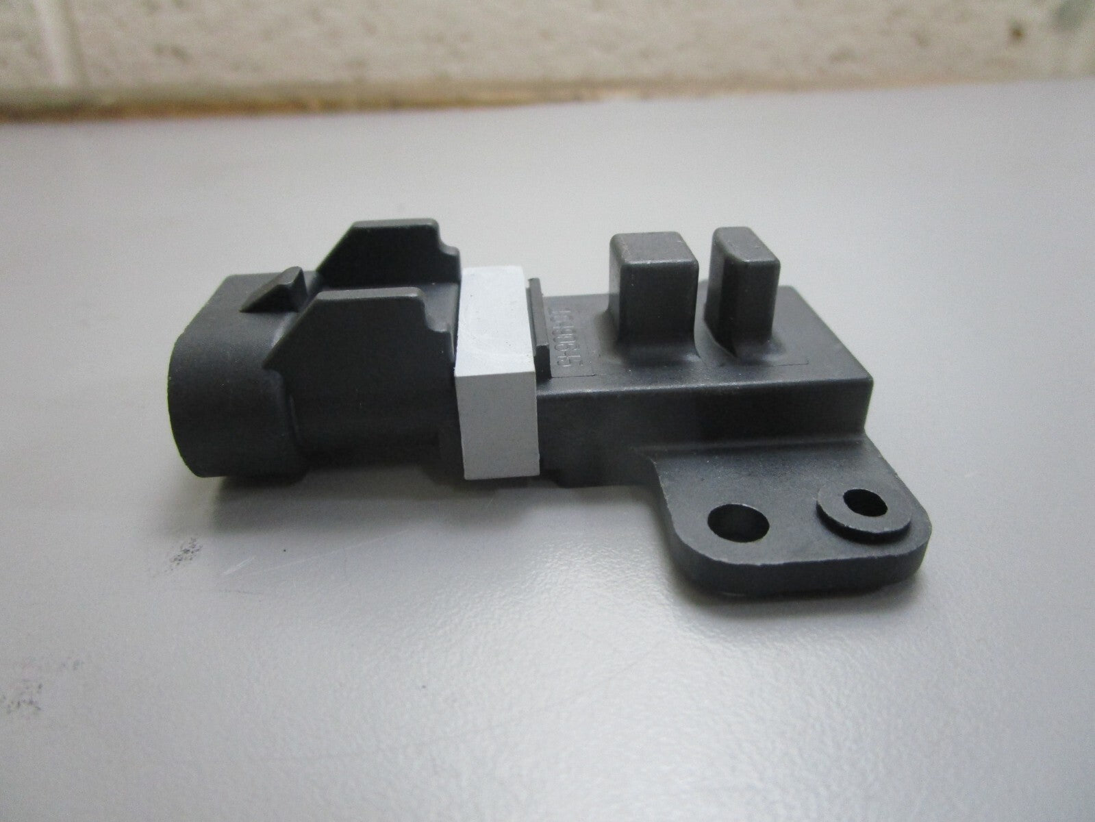 *NEW OEM* 0820 Volvo Penta Cam Position Sensor 3863130