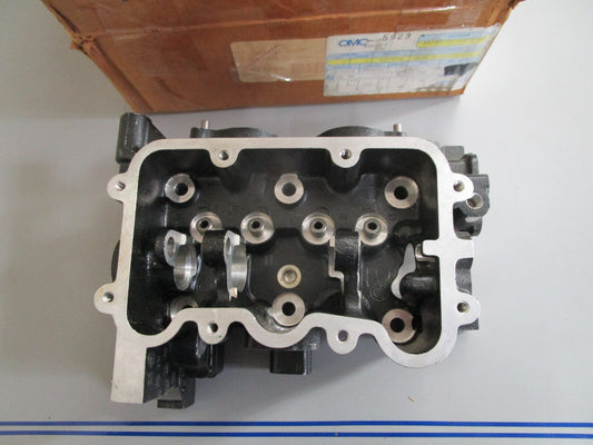 *NEW OEM* 0820 OMC Johnson Evinrude 9.9-15HP Cylinder Head Case 437992 0437992