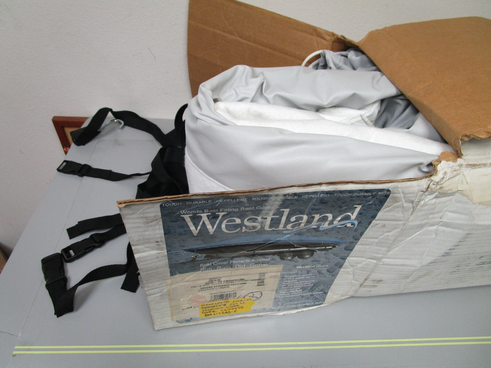 *NEW* 0720 Westland 08'- 09' Crownline 230 LS Sharkskin Silver Cover CW217SAS-F