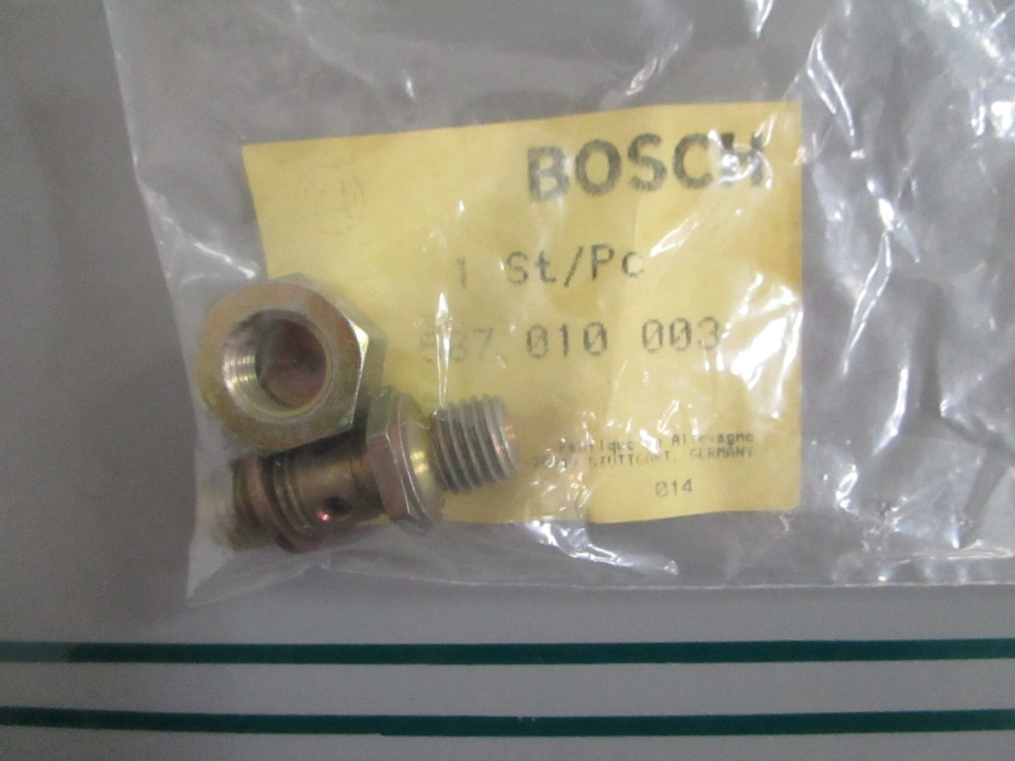 NEW OEM 1587010003 Bosch Fuel Pump Check Valve 0820