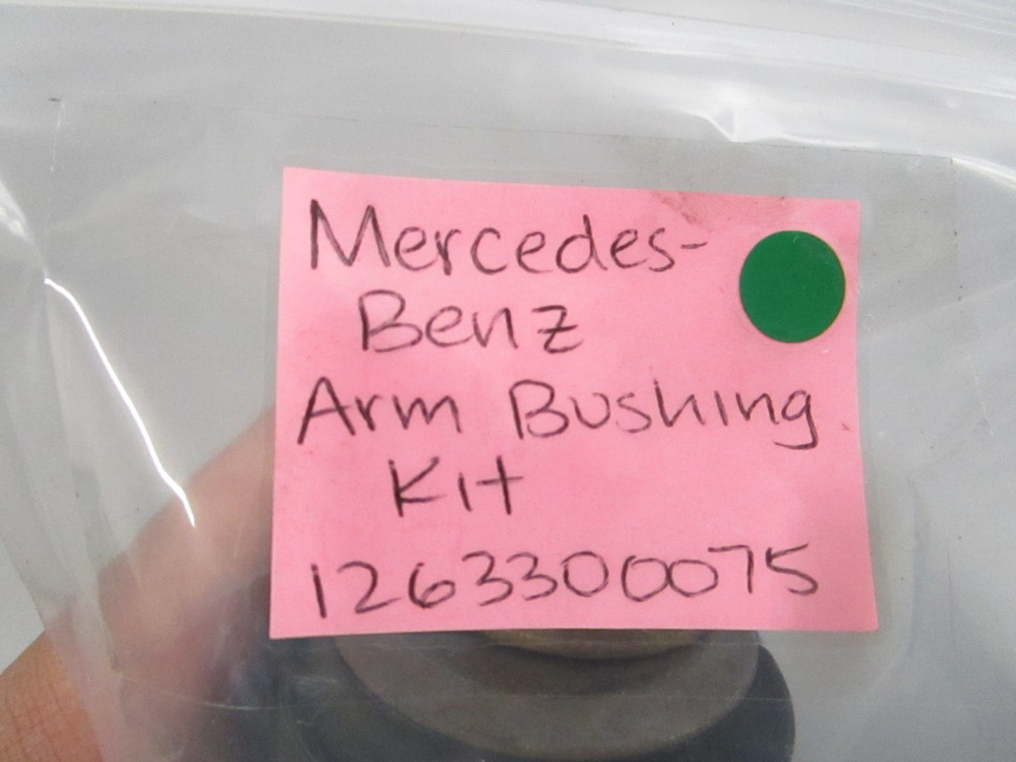 NEW OEM 1263300075 Mercedes-Benz Arm Bushing Kit 0810