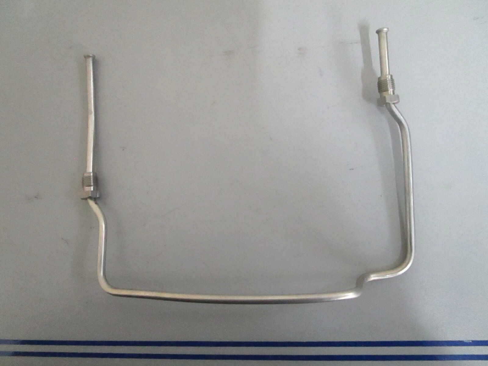 *NEW OEM* 0820 Volvo Penta Oil Pipe 852832