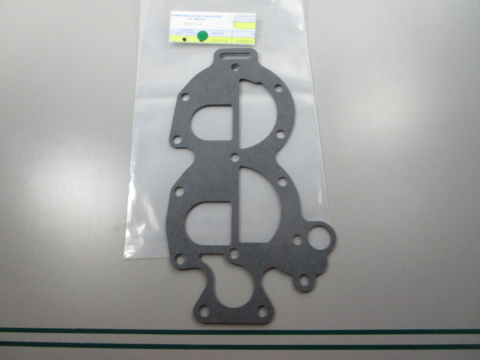 NEW OEM 327674 0327674 OMC Johnson Evinrude Gasket 0810
