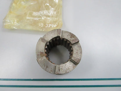 NEW OEM 52-37963 Mercury Quicksilver Clutch Dog 0810