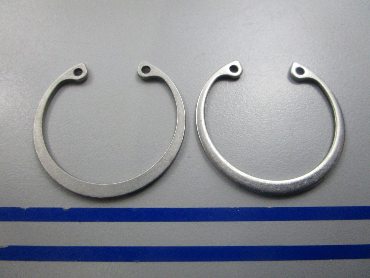 NEW OEM (LOT OF 2) 308632 0308632 OMC Johnson Evinrude Ring 0810