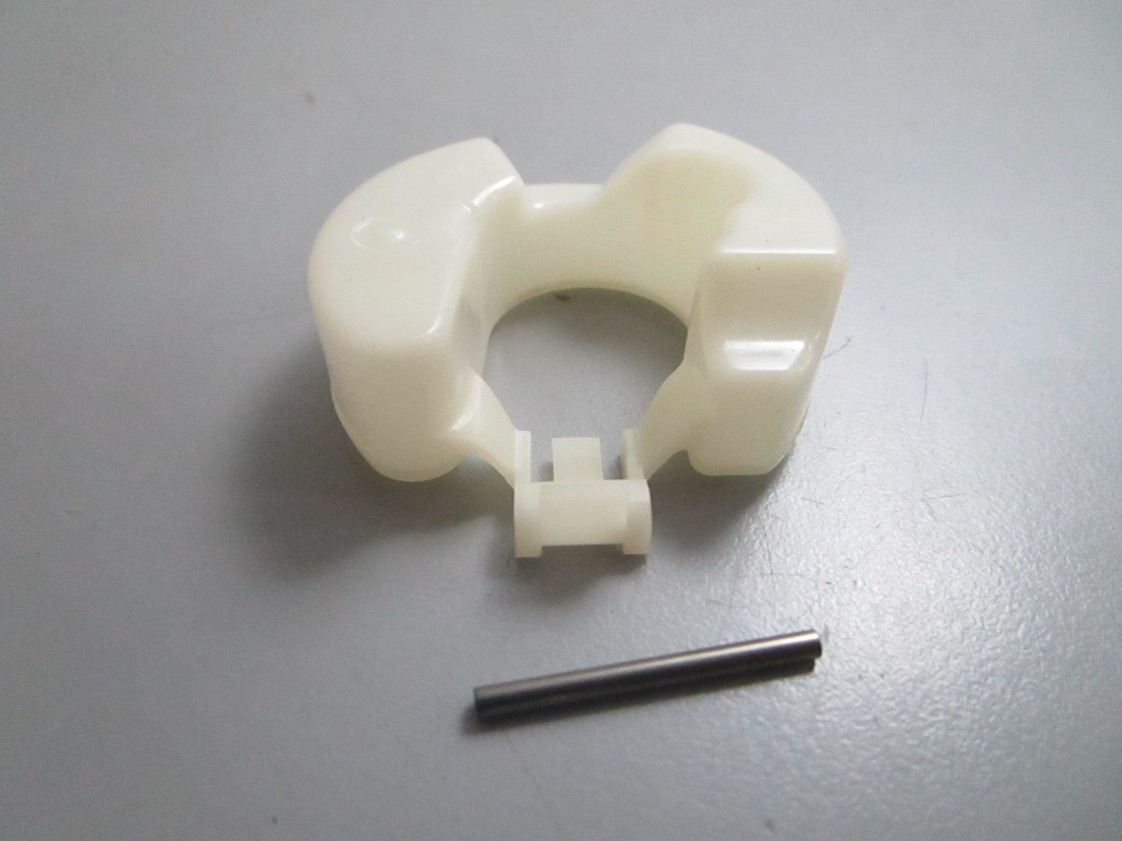 *NEW OEM* 0820 Honda Float 16013-890-015