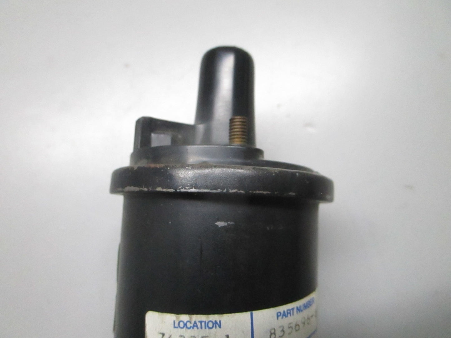 *NEW OEM* 0820 Volvo Penta Ignition Coil 835696