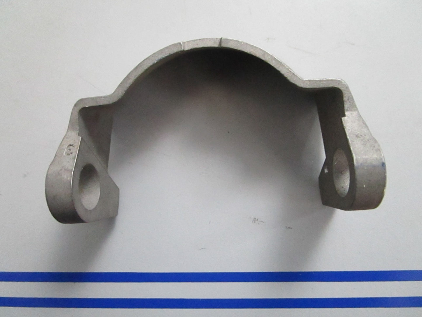 *NEW OEM* 0820 Volvo Penta Lock Brace 851403