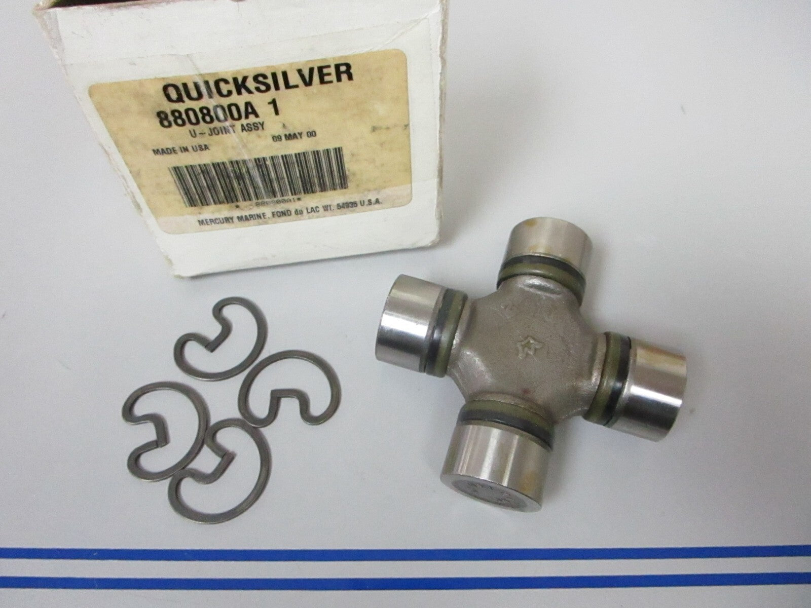 *NEW OEM* 0720 Mercury Quicksilver U-Joint Assembly 880800A1