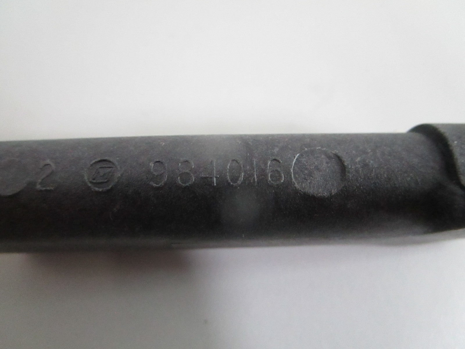 NEW OEM 984016 0984016 OMC Johnson Evinrude Shift Cable Guide 0820