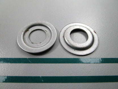 NEW OEM (LOT OF 2) M76084 John Deere Spring Retainer 0810