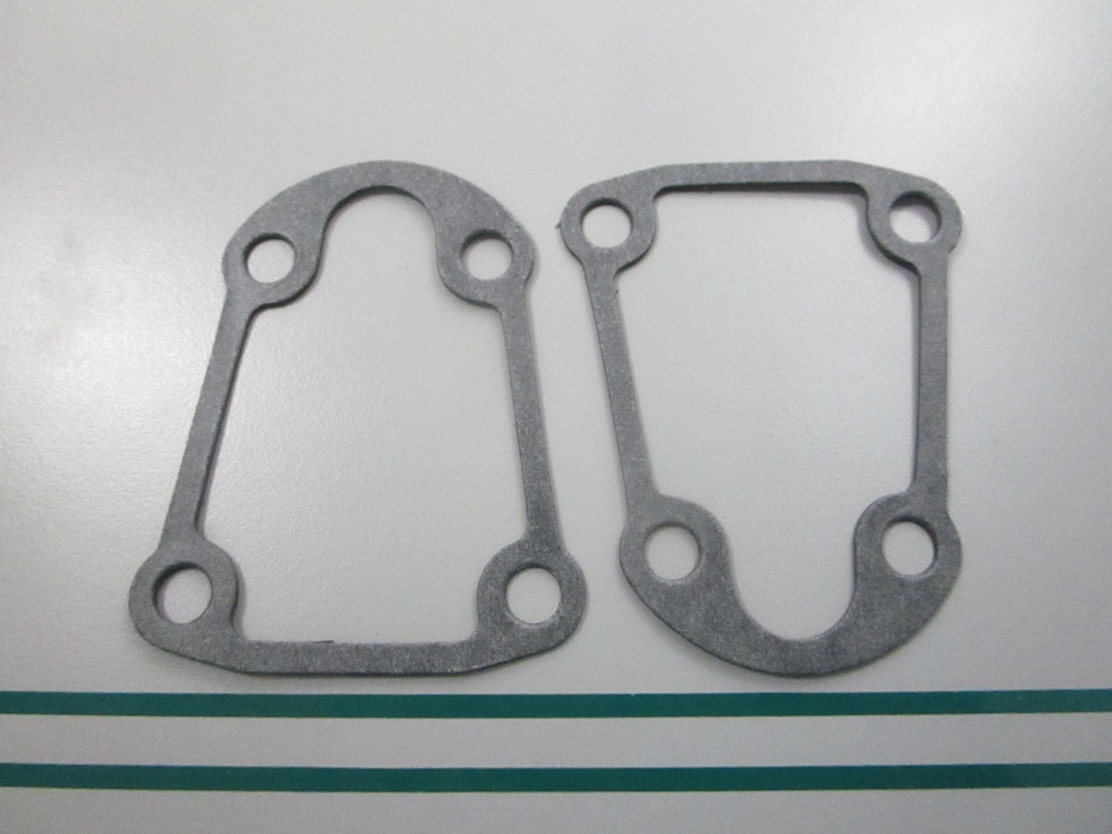 NEW OEM (LOT OF 2) 314082 0314082 OMC Johnson Evinrude Gasket 0810