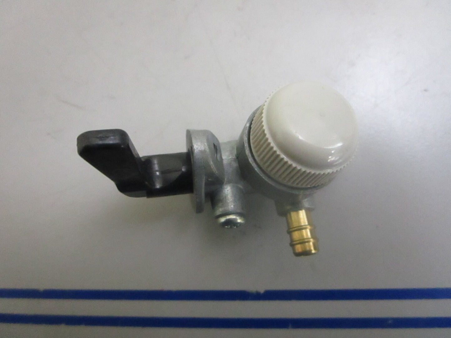 *NEW OEM* 0820 OMC Johnson Evinrude Fuel Cock Assy 5030332