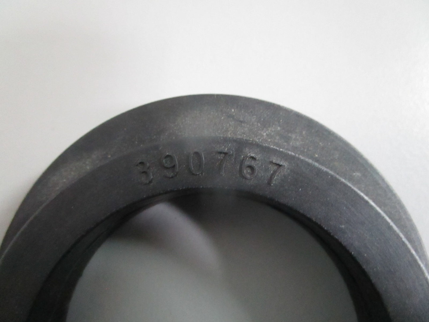 NEW OEM 390767 0390767 OMC Johnson Evinrude Twist Grip Remover 0820