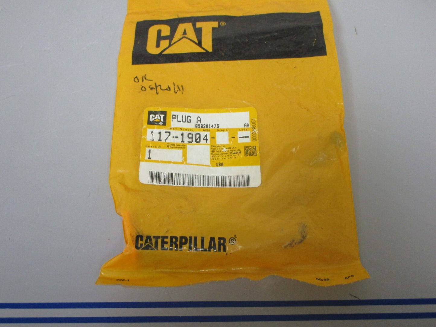 *NEW OEM* 0720 CAT Caterpillar Plug A 117-1904