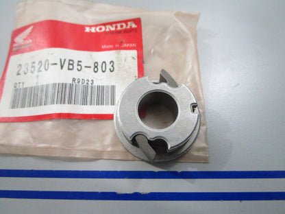 *NEW OEM* 0810 Honda Left Ratchet Holder 23520-VB5-803