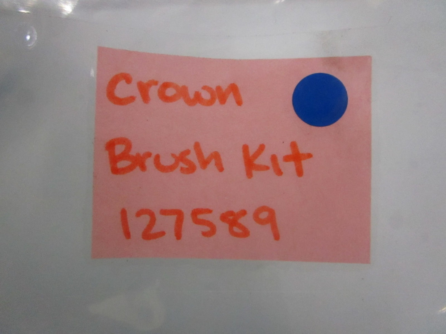 NEW OEM 127589 Crown Brush Kit 0820