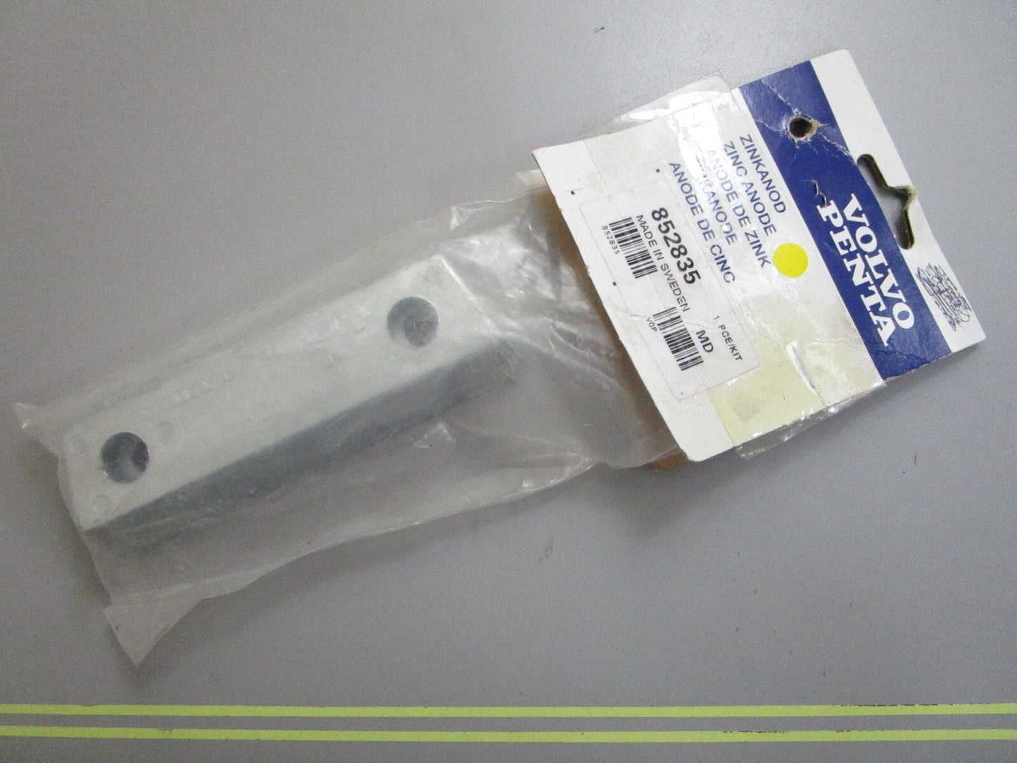 *NEW OEM* 0820 Volvo Penta Zinc Anode 852835