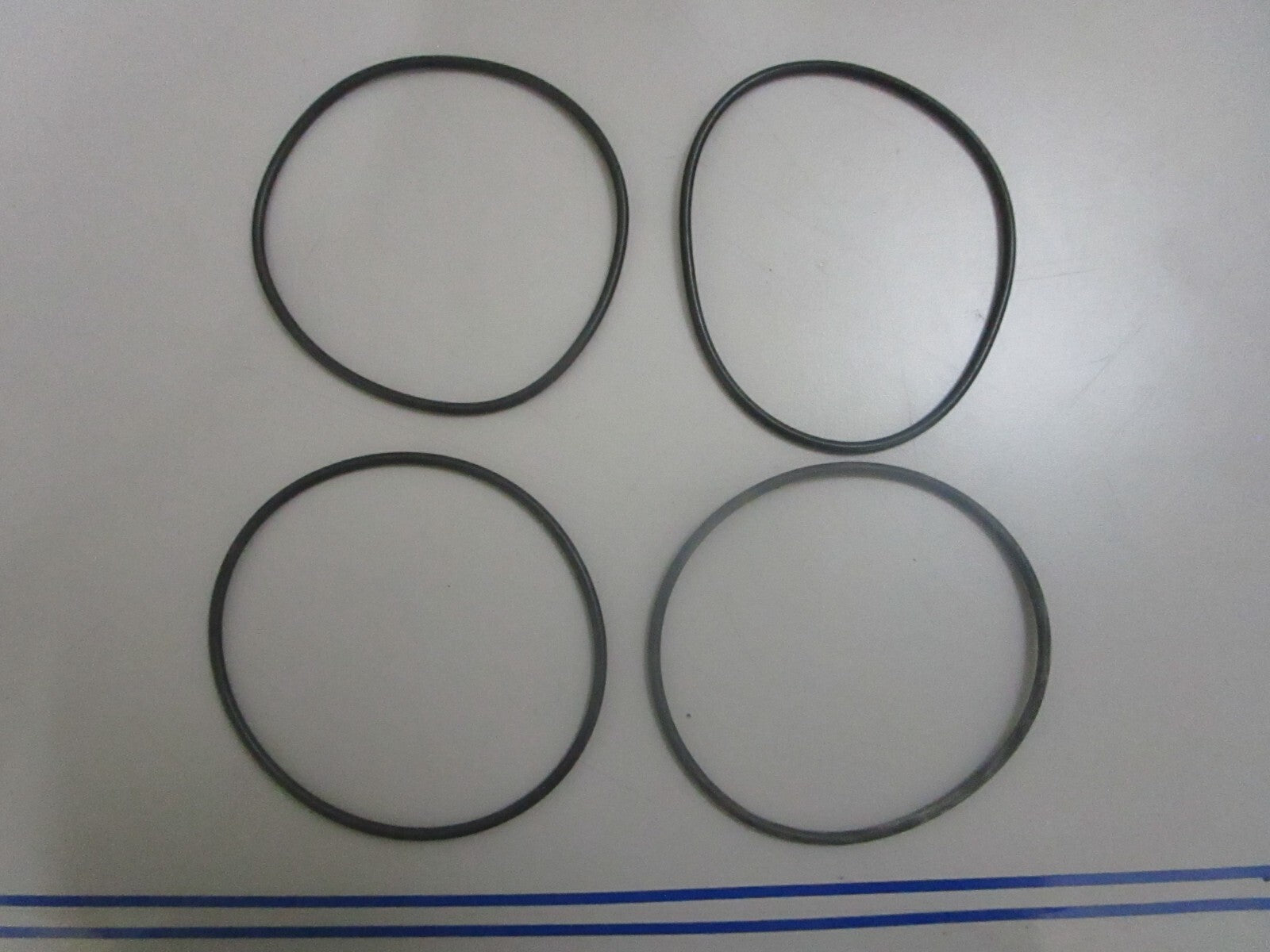 *NEW OEM* (LOT OF 4) 0810 Volvo Penta O-Ring 925257