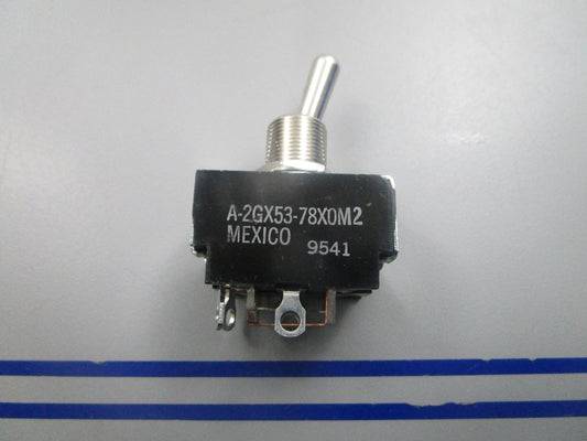NEW OEM OMC Johnson Evinrude 582609 0582609 Switch 0810