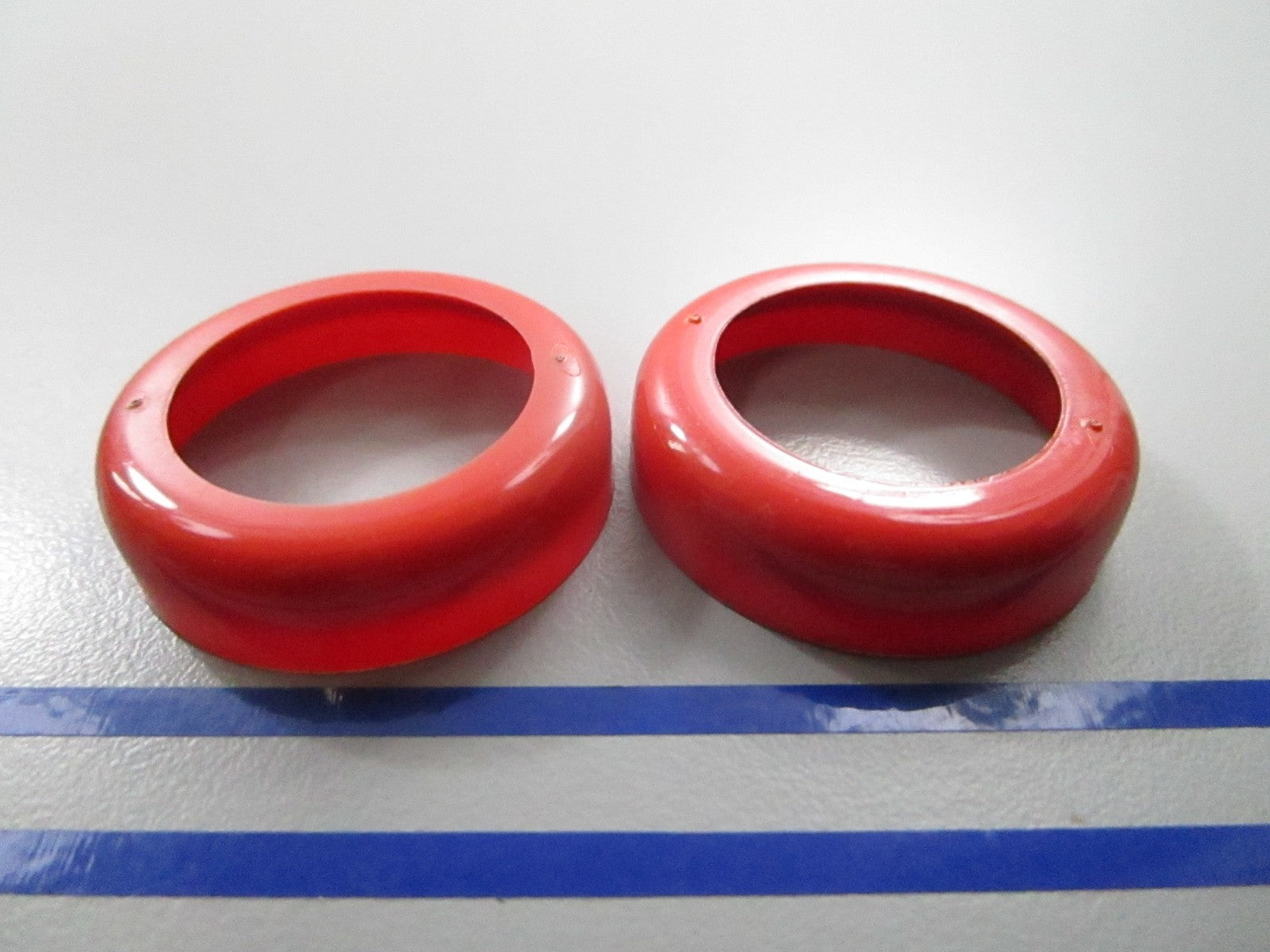 *NEW OEM* (LOT OF 2) 0810 OMC Johnson Evinrude Mounting Ring 326048 0326048