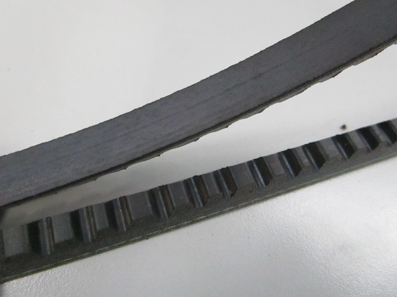 Gates NEW XL V-Belt 7410 41" Notched Wide App 0810
