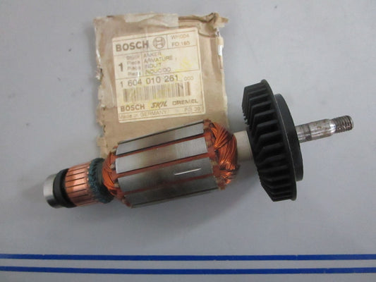 NEW OEM 1 604 010 261 Bosch Armature 0820