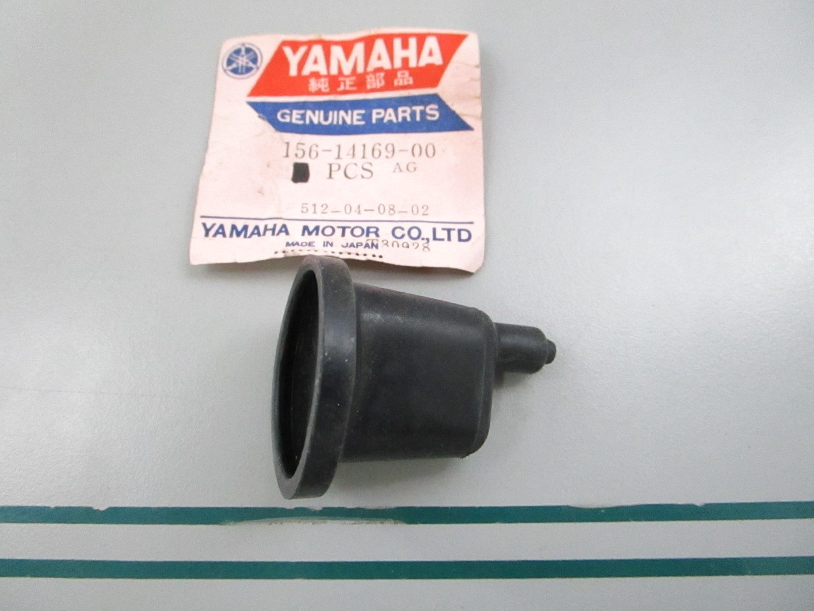 NEW OEM 156-14169-00-00 Yamaha Carburetor Cap 0810