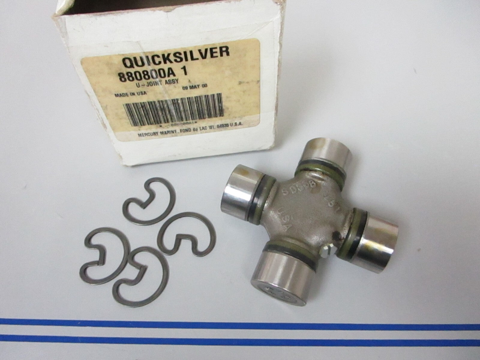 *NEW OEM* 0720 Mercury Quicksilver U-Joint Assembly 880800A1
