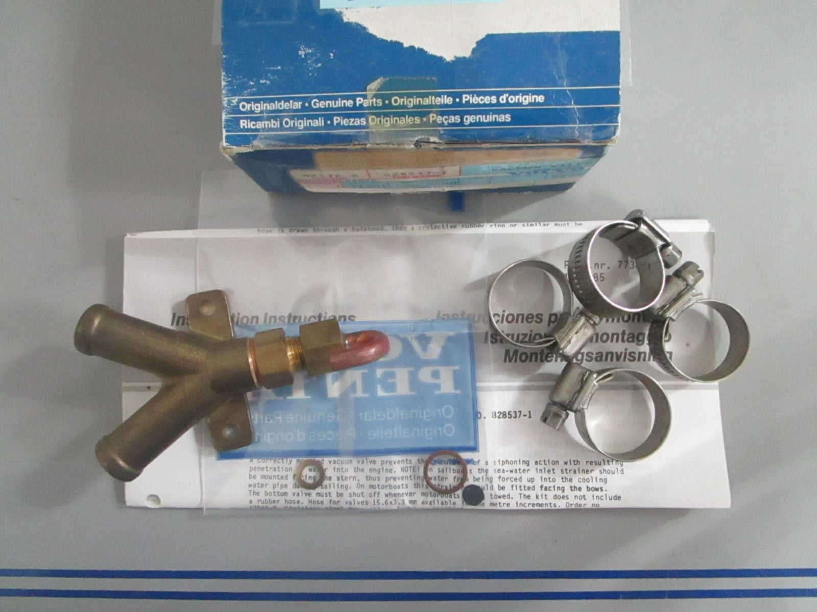 *NEW OEM* 0820 Volvo Penta Vacuum Valve Kit 828537