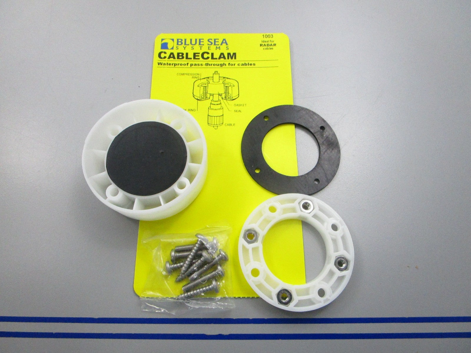 NEW 1003 Blue Sea Systems Cable Clam 0810