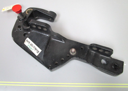 *NEW OEM* 0720 Mercury Quicksilver 25 30 40 50 hp STBD Clamp Bracket 821774T8