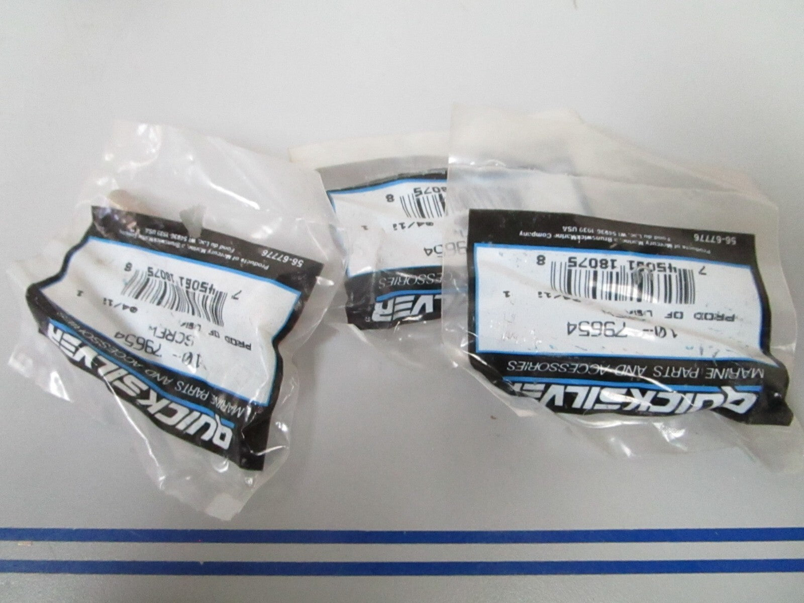 *NEW OEM* (LOT OF 3) 0810 Mercury Quicksilver Cylinder Head Screw 10-79654