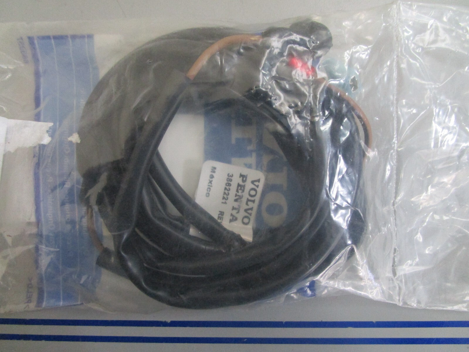 *NEW OEM* 0810 Volvo Penta Cable Harness 3862221