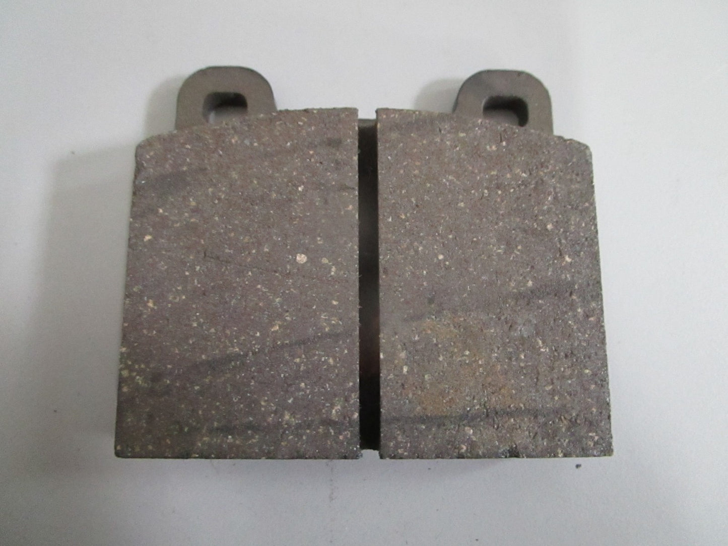 NEW OEM 0014207720 Mercedes-Benz 4 Brake Pad Set 0820