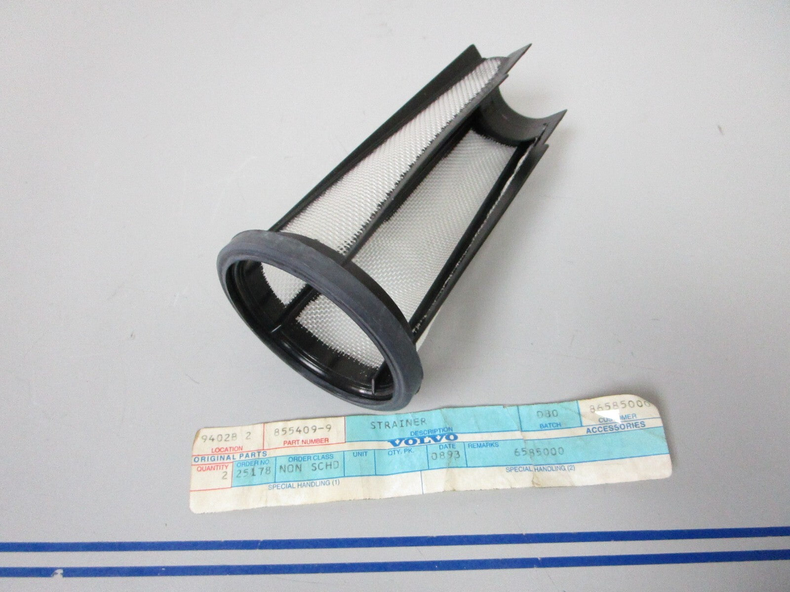*NEW OEM* 0720 Volvo Penta Strainer 855409