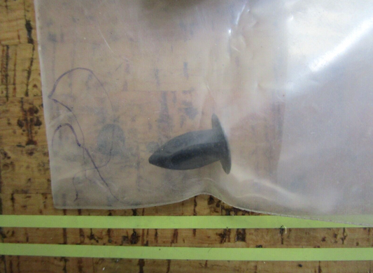 *NEW OEM* 0810 Volvo Penta Retainer 3860524