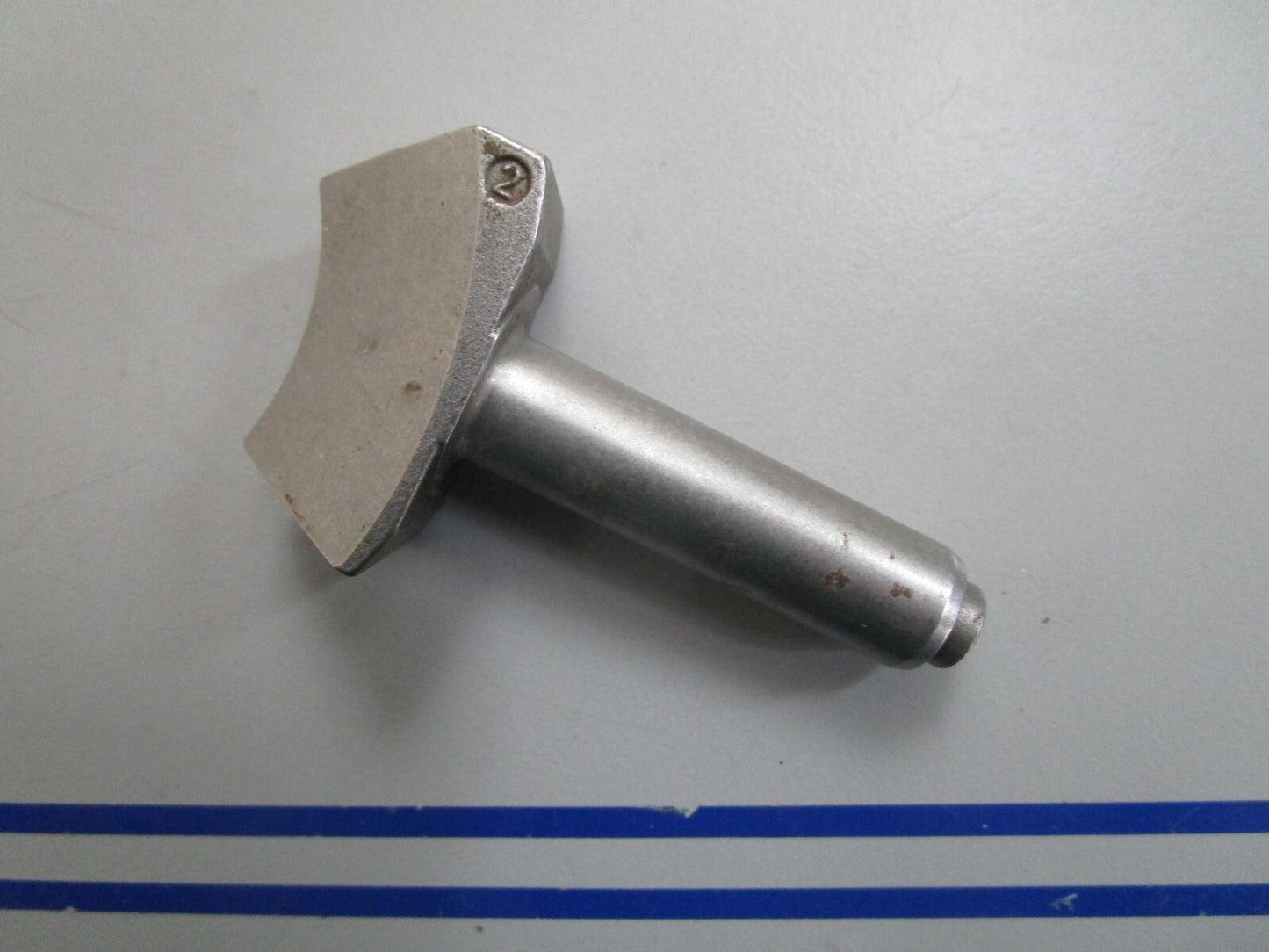 *NEW OEM* 0820 Volvo Penta Dog 3862387