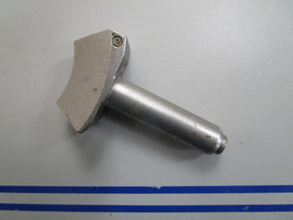 *NEW OEM* 0820 Volvo Penta Dog 3862387