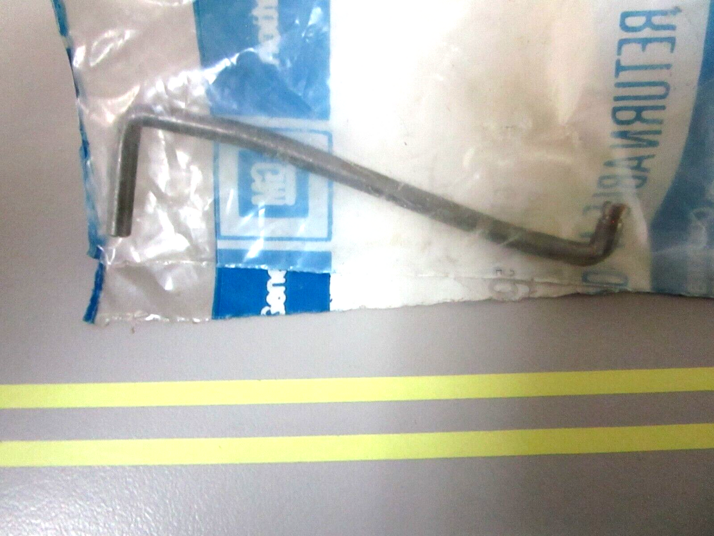 *NEW OEM* 0720 OMC Johnson Evinrude GM Rod Link 909422 0909422