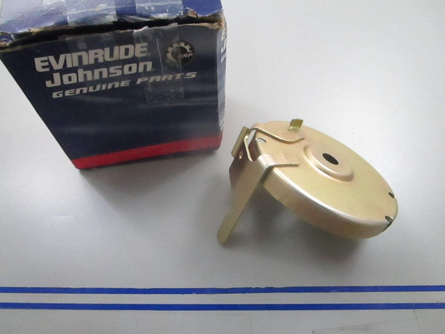 *NEW OEM* 0840 OMC Johnson Evinrude Cup & Guide Ay 0386113 386113