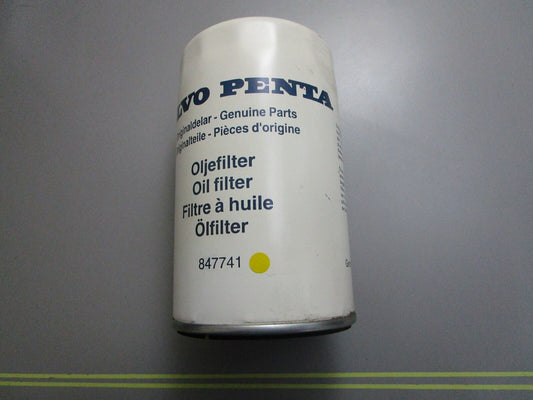 *NEW OEM* 0810 Volvo Penta Oil Filter 847741