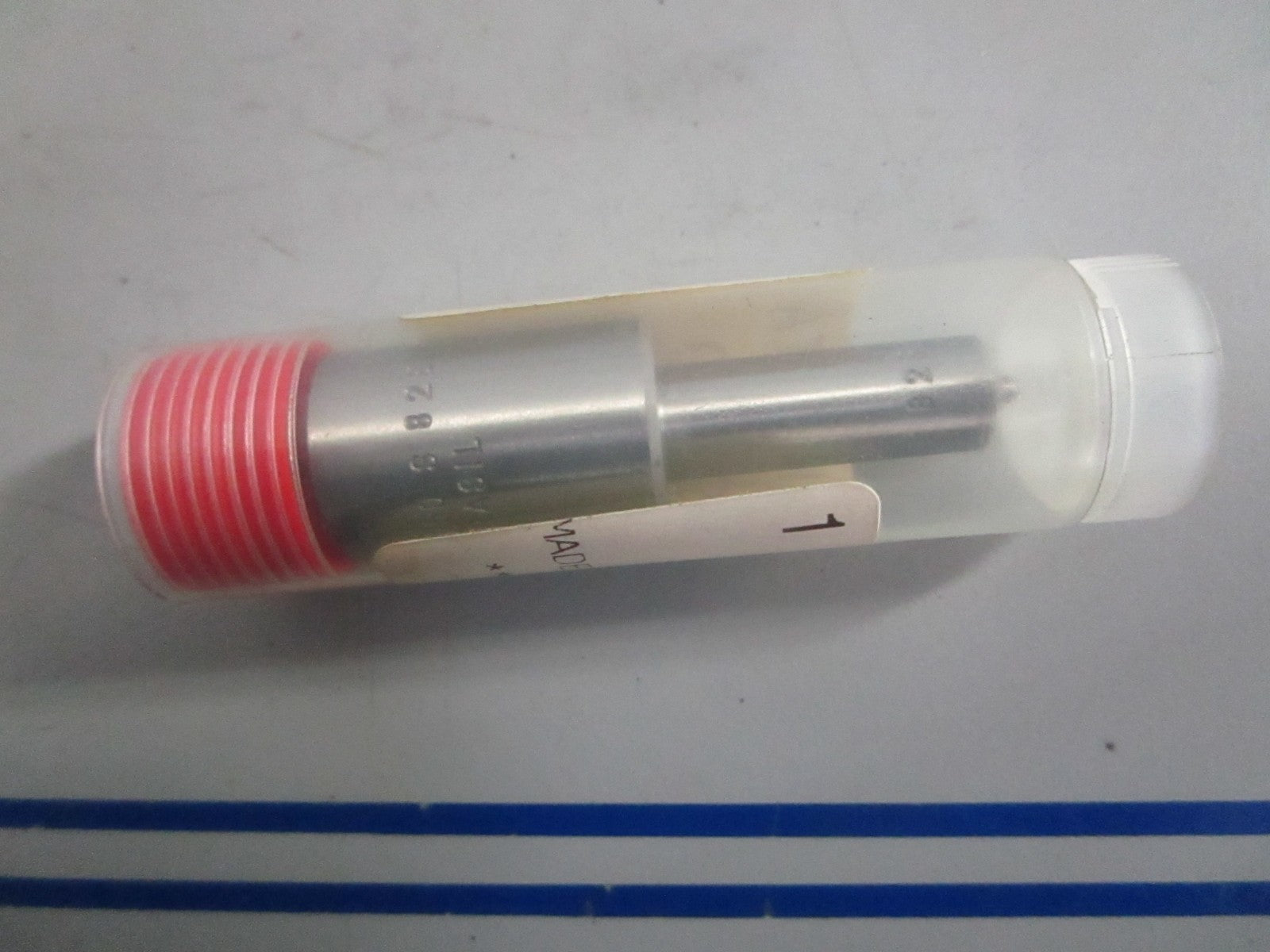 NEW OEM 829909 Volvo Penta Nozzle 0820