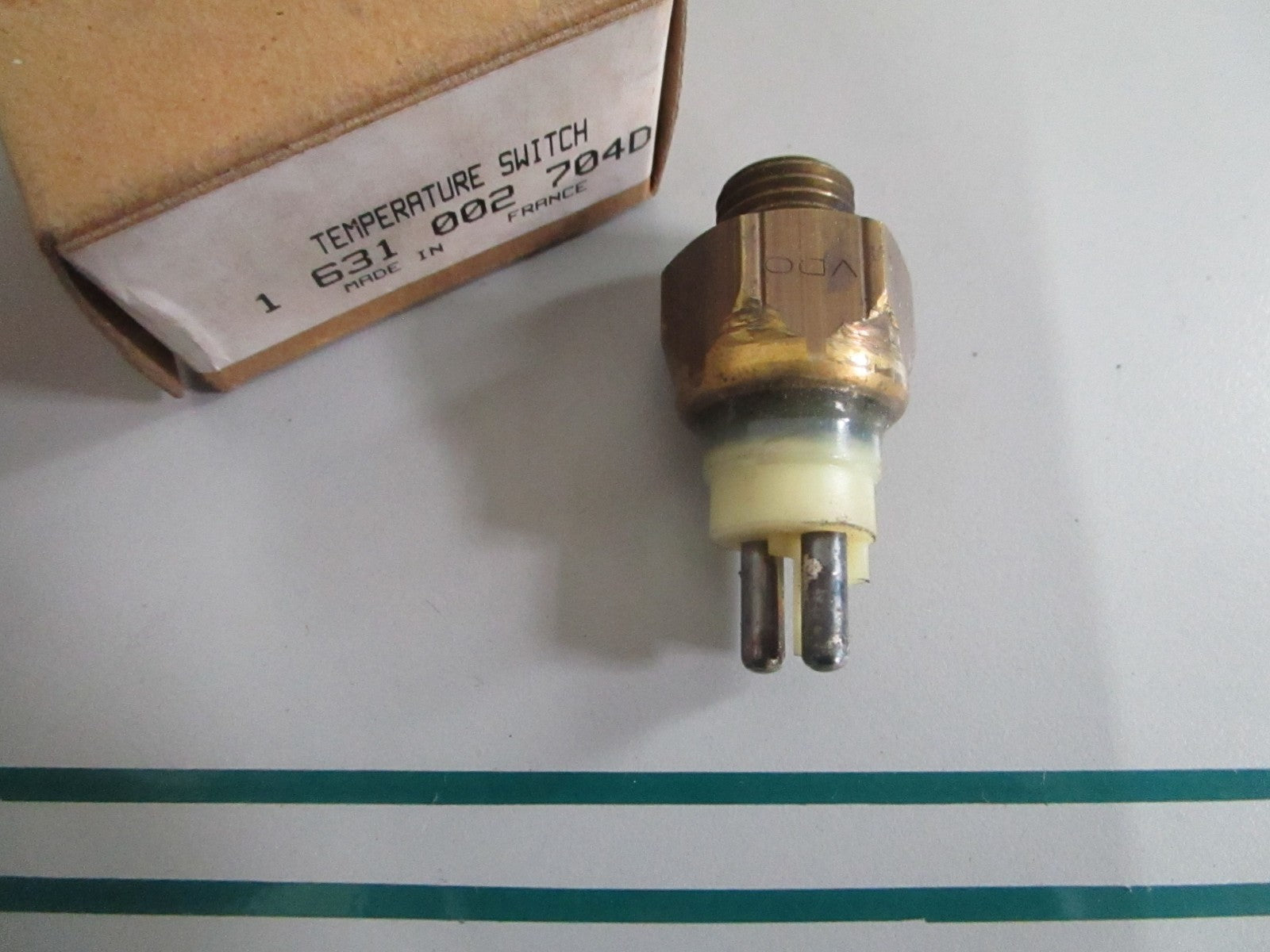 NEW OEM A0055457324 Mercedes-Benz Temperature Switch 0820