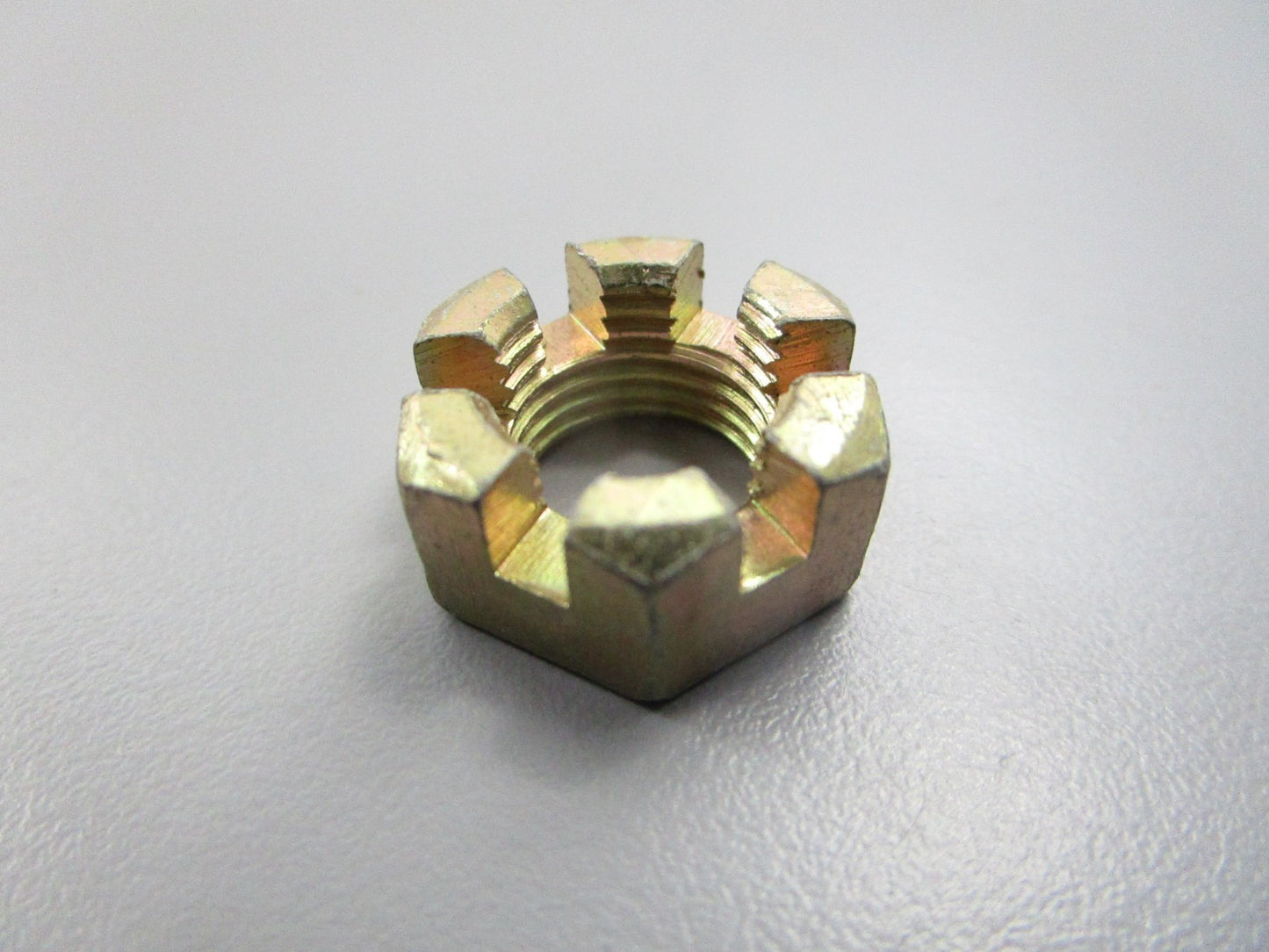 NEW OEM 203569 0203569 OMC Johnson Evinrude Nut 0810