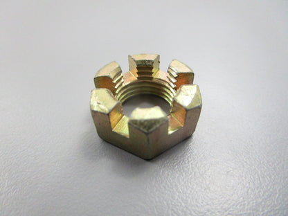 NEW OEM 203569 0203569 OMC Johnson Evinrude Nut 0810