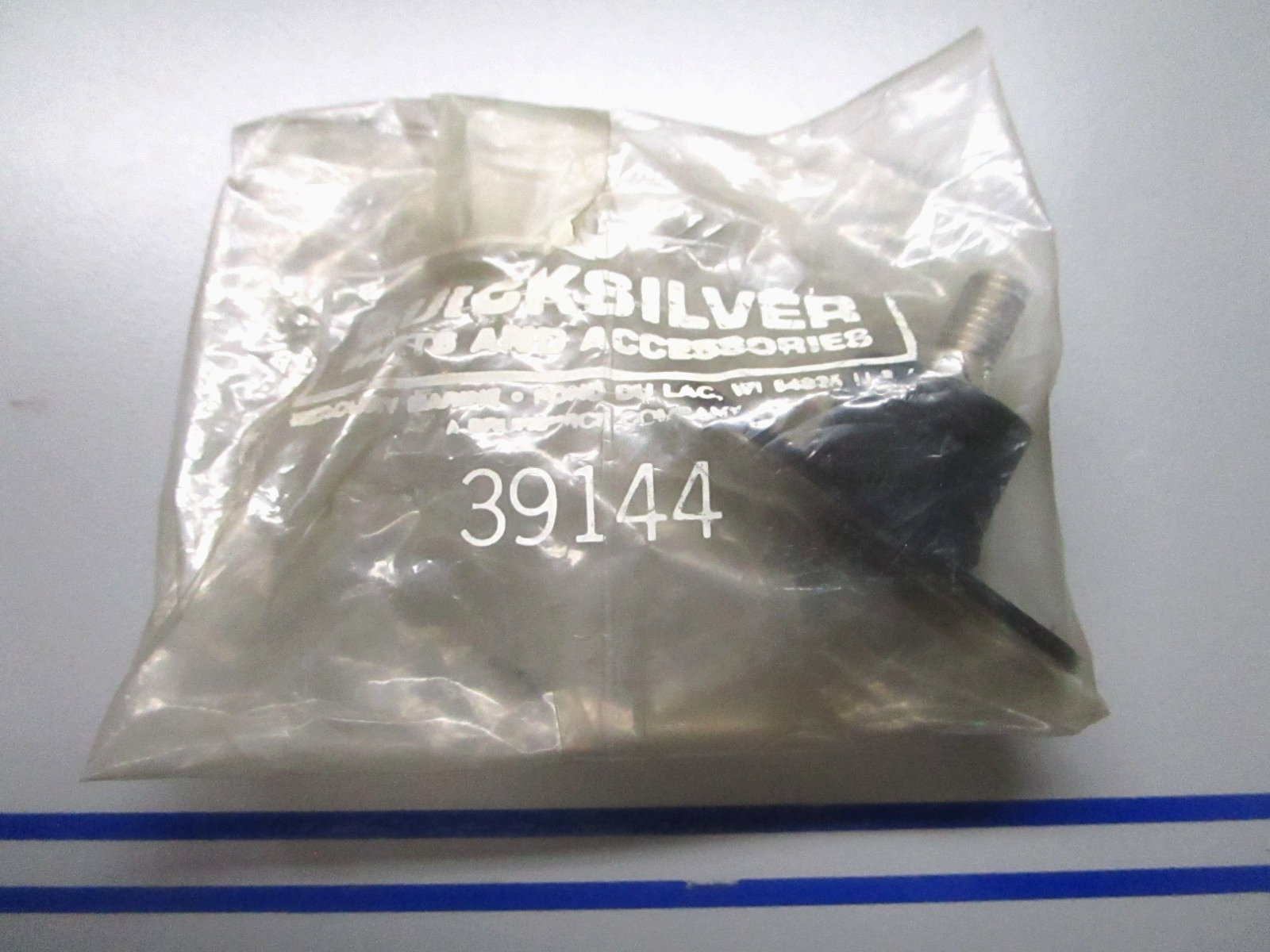*NEW OEM* 0720 Mercury Quicksilver Mount 39144