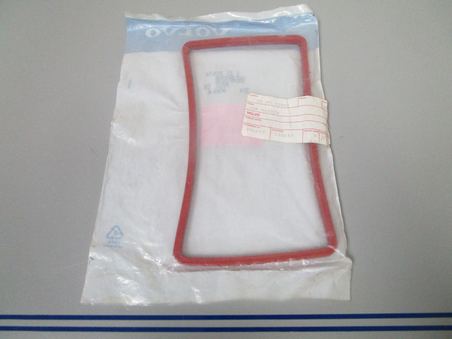 NEW OEM 860920 Volvo Penta Intercooler Gasket 0720