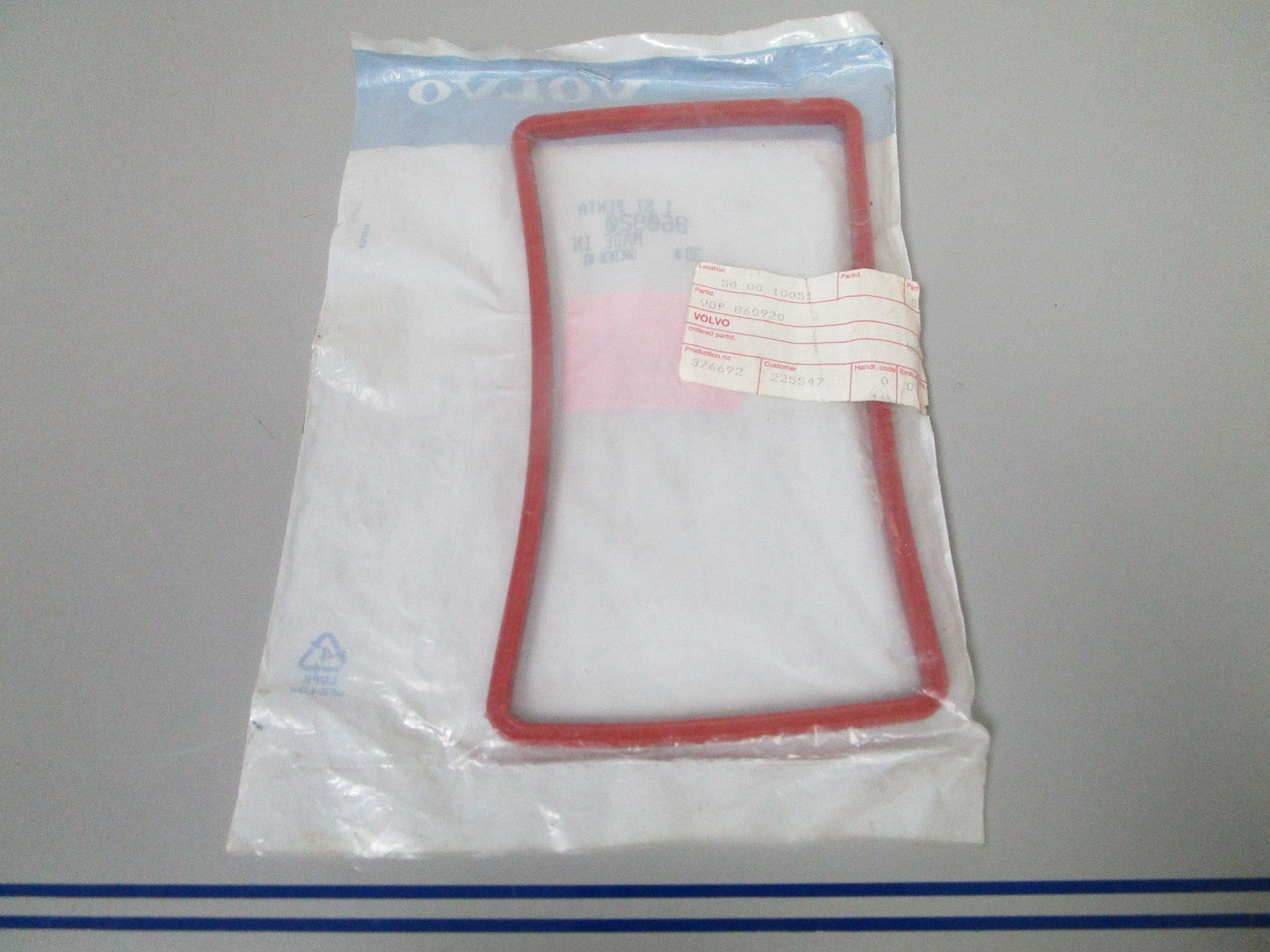 NEW OEM 860920 Volvo Penta Intercooler Gasket 0720