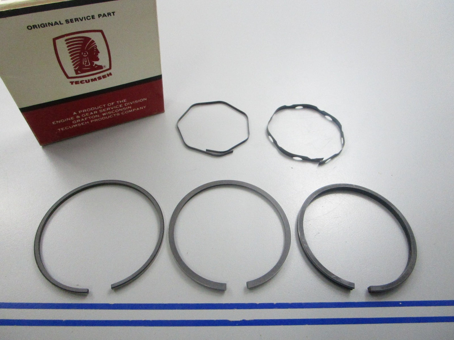NEW OEM 34854 Tecumseh Piston Ring Set 0810